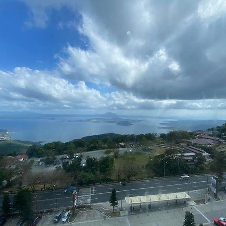 Smdc Tagaytay Taal Lake Condo Cook Netflix No Balcony No Free Parking タガイタイ エクステリア 写真