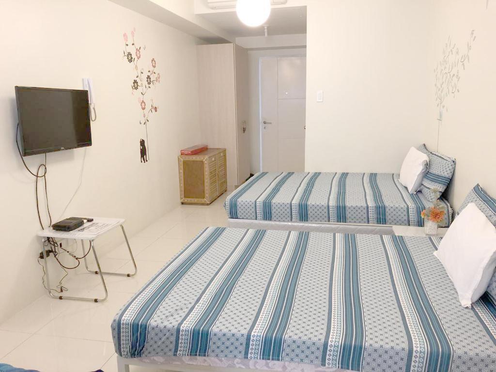 Smdc Tagaytay Taal Lake Condo Cook Netflix No Balcony No Free Parking タガイタイ エクステリア 写真