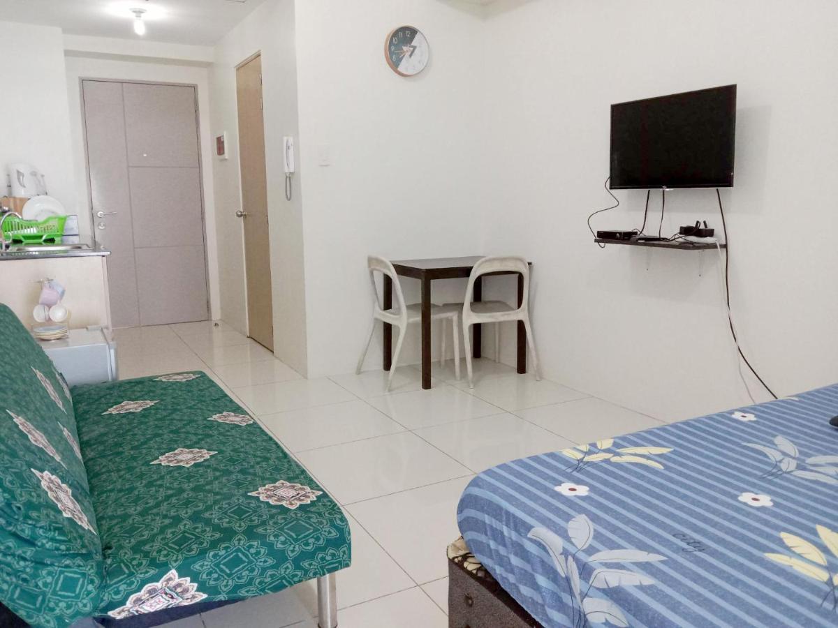 Smdc Tagaytay Taal Lake Condo Cook Netflix No Balcony No Free Parking タガイタイ エクステリア 写真