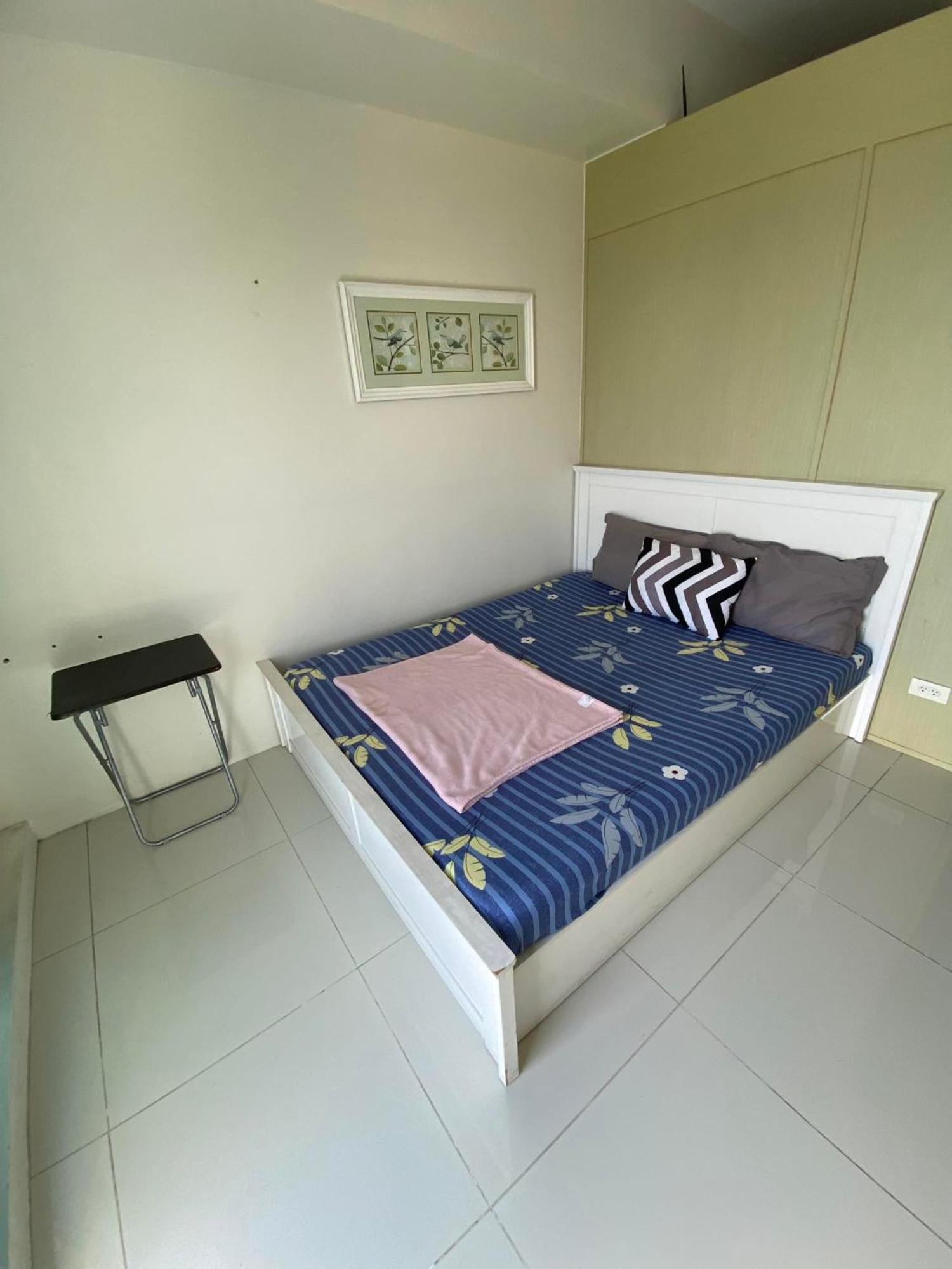 Smdc Tagaytay Taal Lake Condo Cook Netflix No Balcony No Free Parking タガイタイ エクステリア 写真