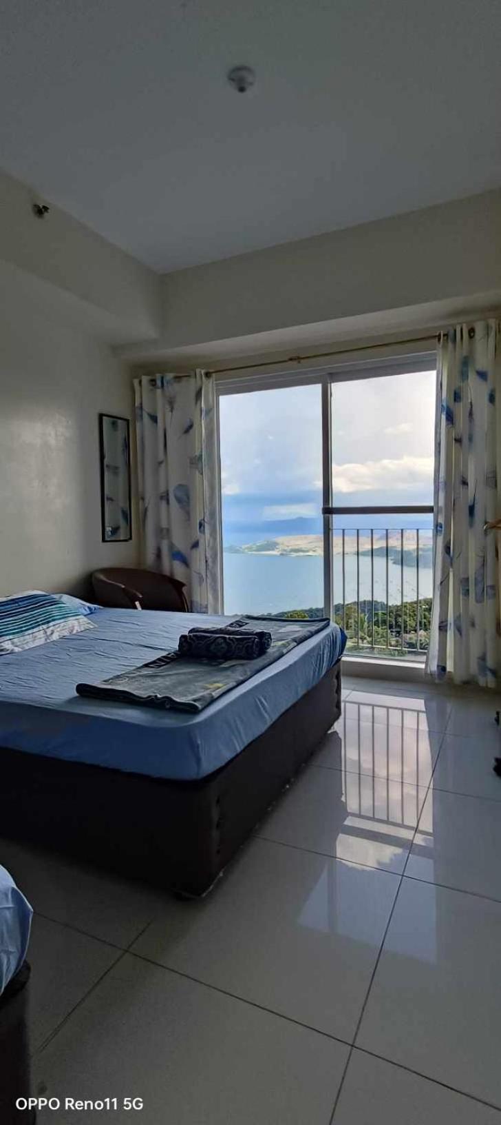 Smdc Tagaytay Taal Lake Condo Cook Netflix No Balcony No Free Parking タガイタイ エクステリア 写真