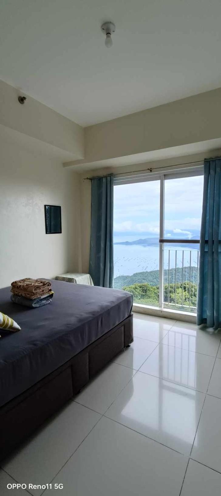 Smdc Tagaytay Taal Lake Condo Cook Netflix No Balcony No Free Parking タガイタイ エクステリア 写真